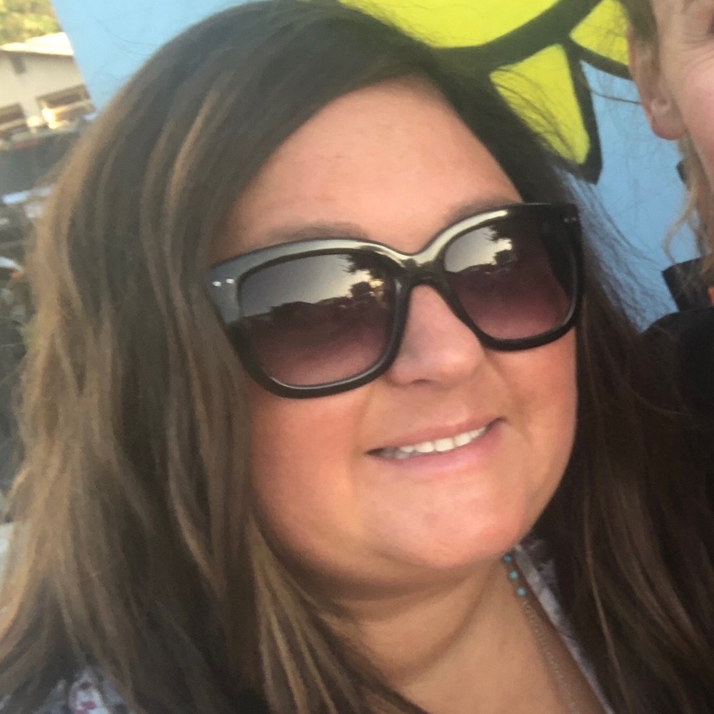 Meet your Posher, Kara